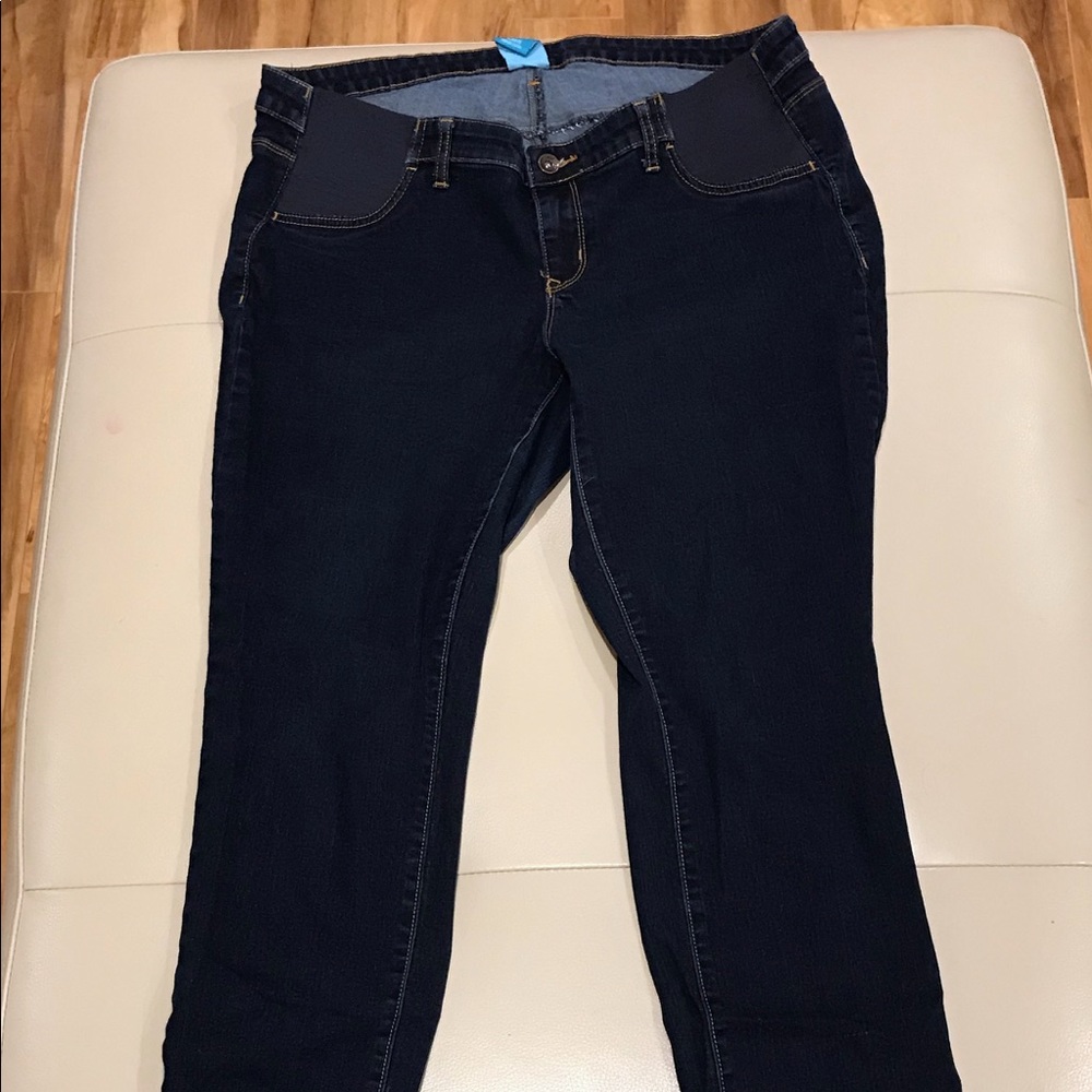 Old Navy skinny maternity jeans